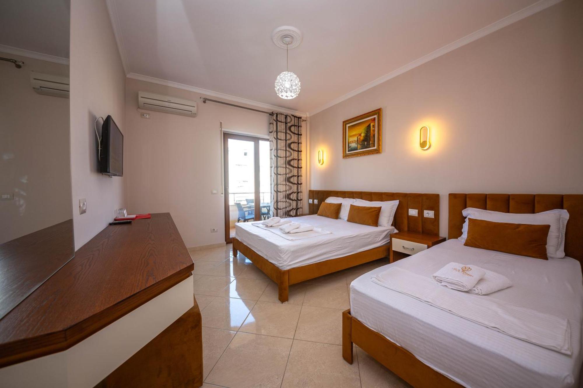 Hotel Misiri 3*